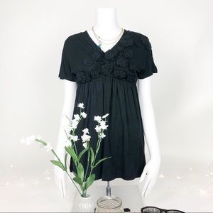 Blouse with 3d flowers on top